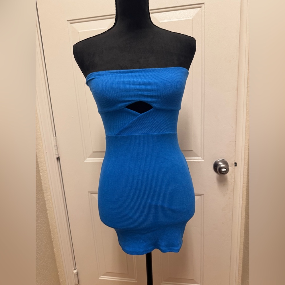 Windsor Strapless Cutout Bodycon Dress in Bright Blue 0061